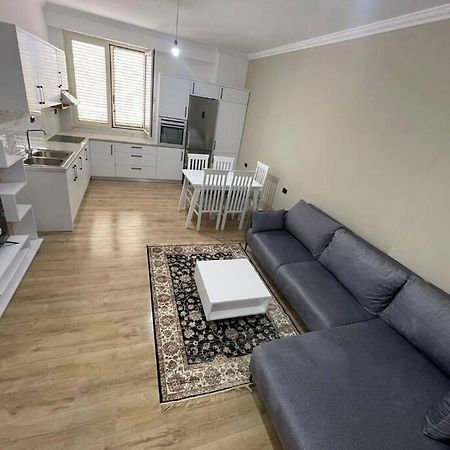 Avi - Daily Rent Apartment Tirana Exterior photo